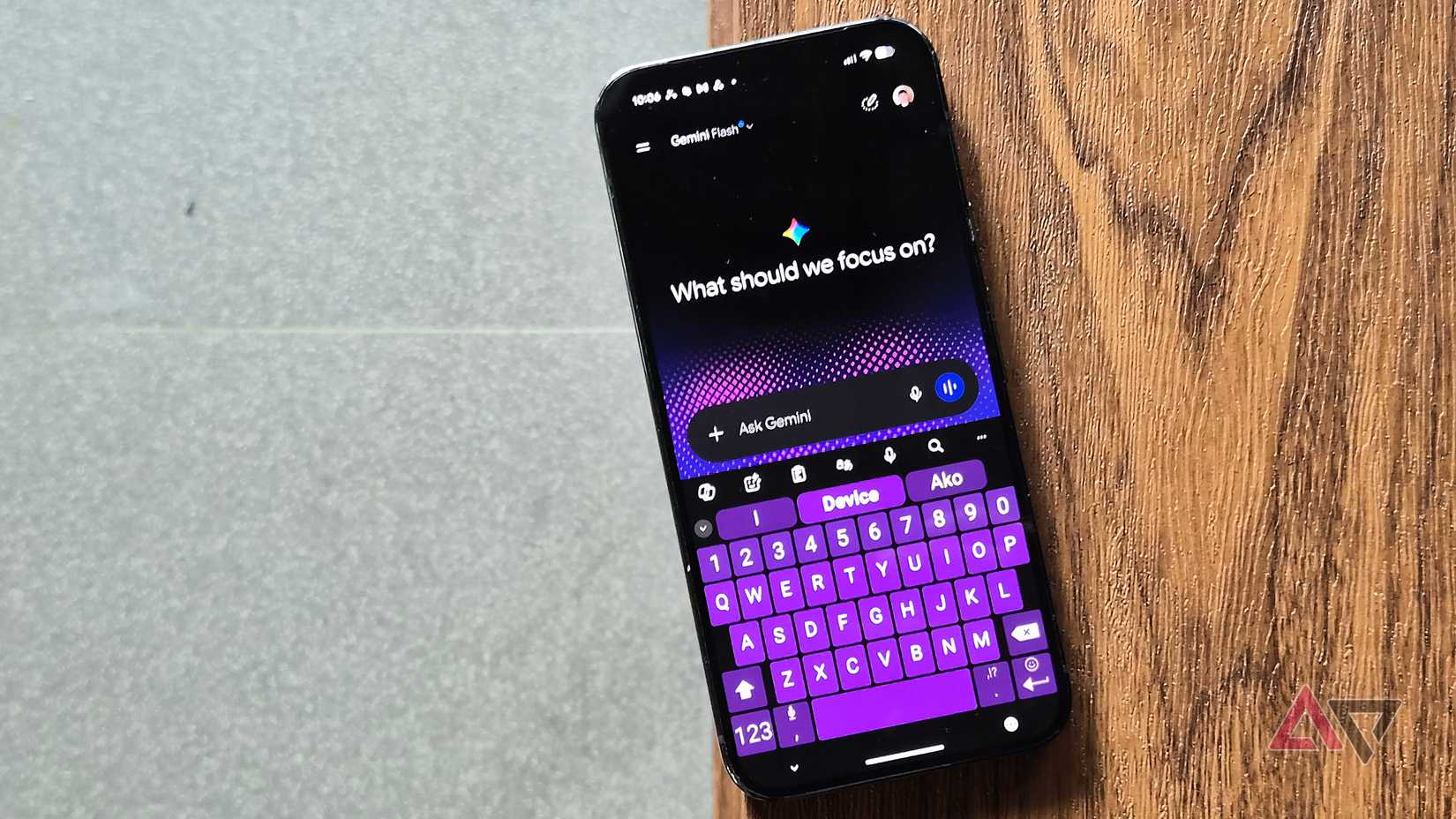 Google Pixel 9 Pro XL with Gemini AI and Microsoft Swiftkey keyboard