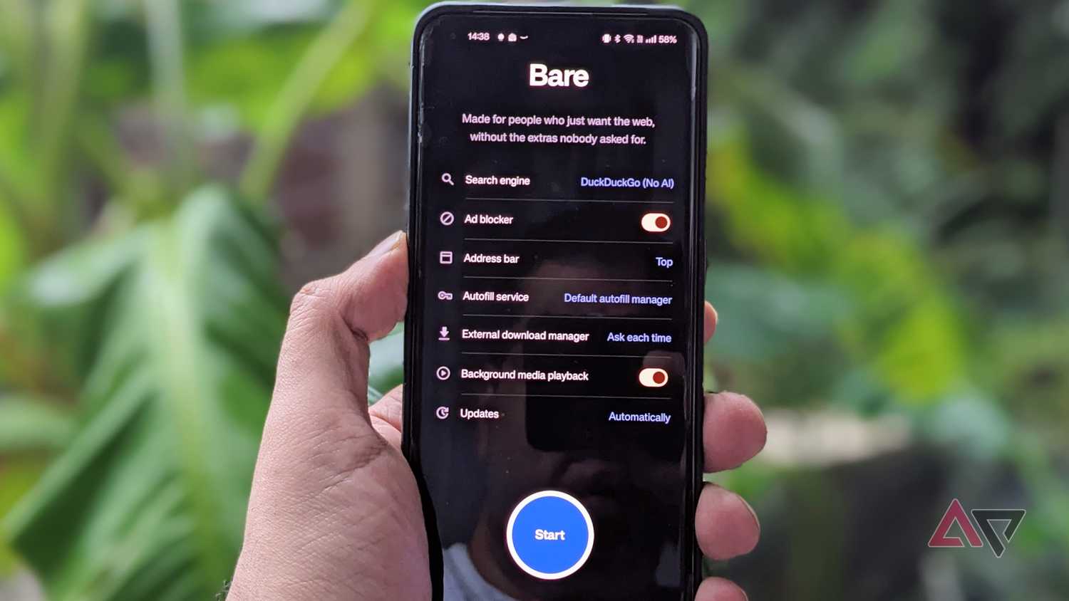 Браузер Bare: Chromium без ИИ-функций и слежки Google Настройки стартовой страницы в браузере Bare с опциями блокировки контента и загрузок
