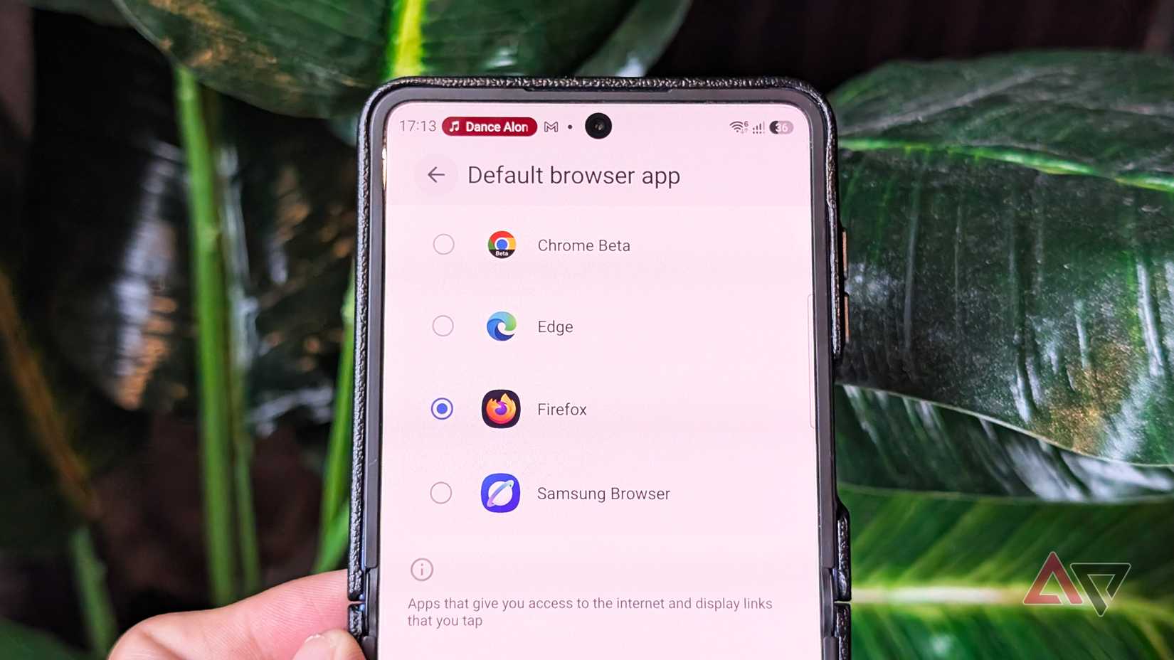Samsung Galaxy Z Flip 7 phone showing default browser setting on Android