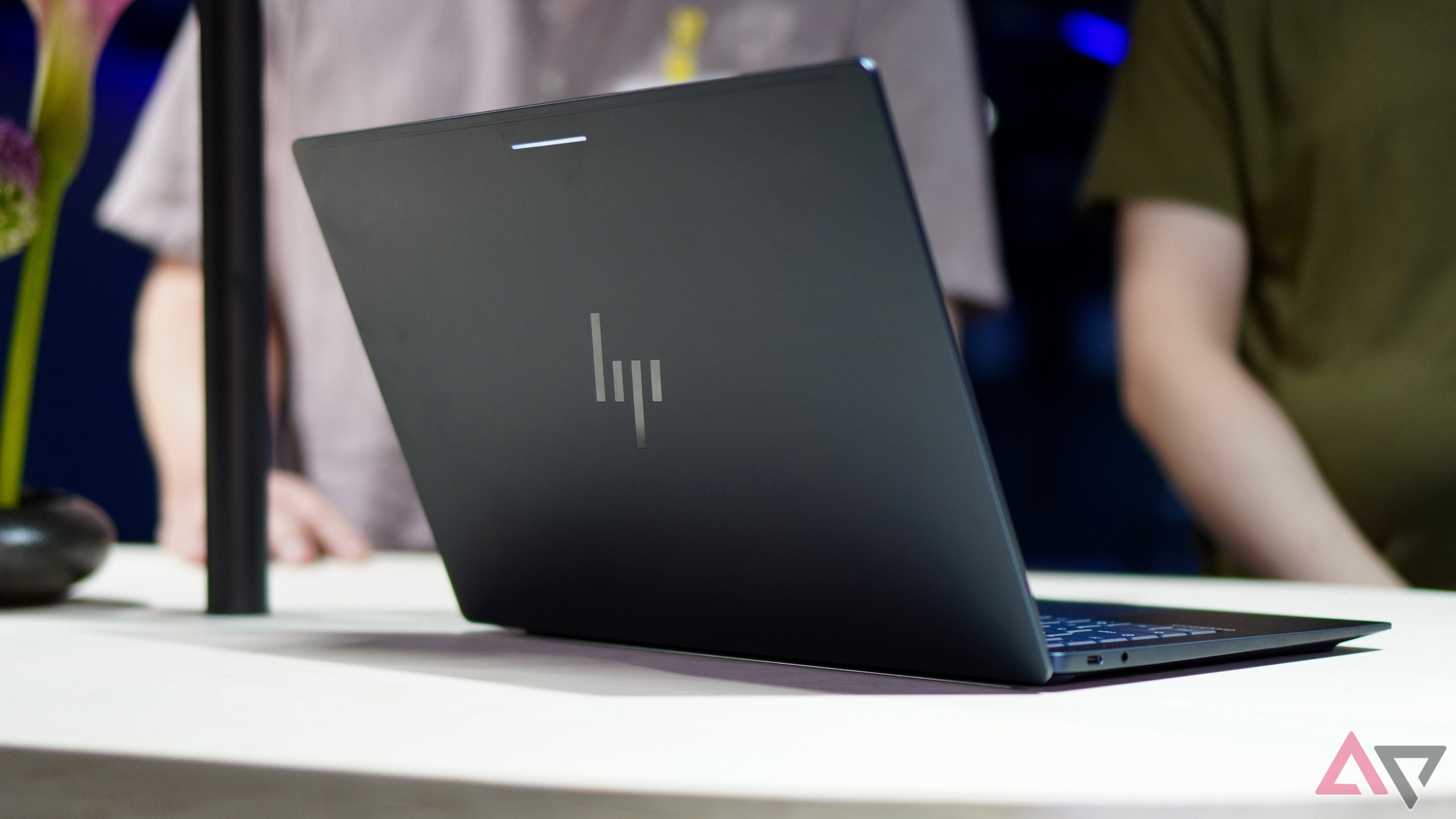 The Glowbar on the back of the HP Googlebook
