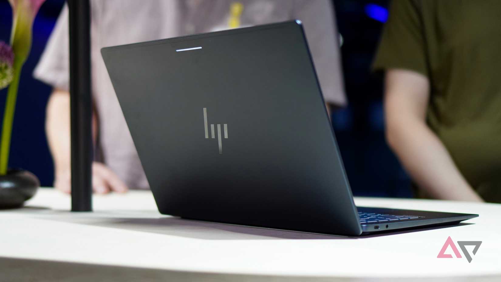 The Glowbar on the back of the HP Googlebook