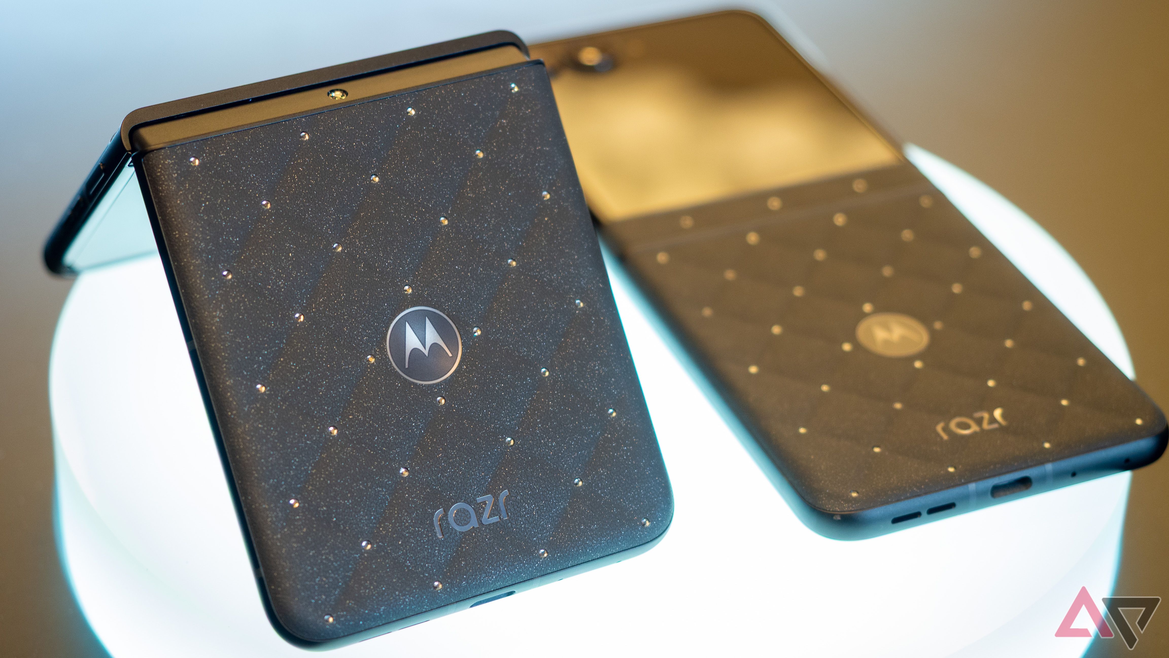 The Motorola Signature 27 seems like it’s headed for the US market next week