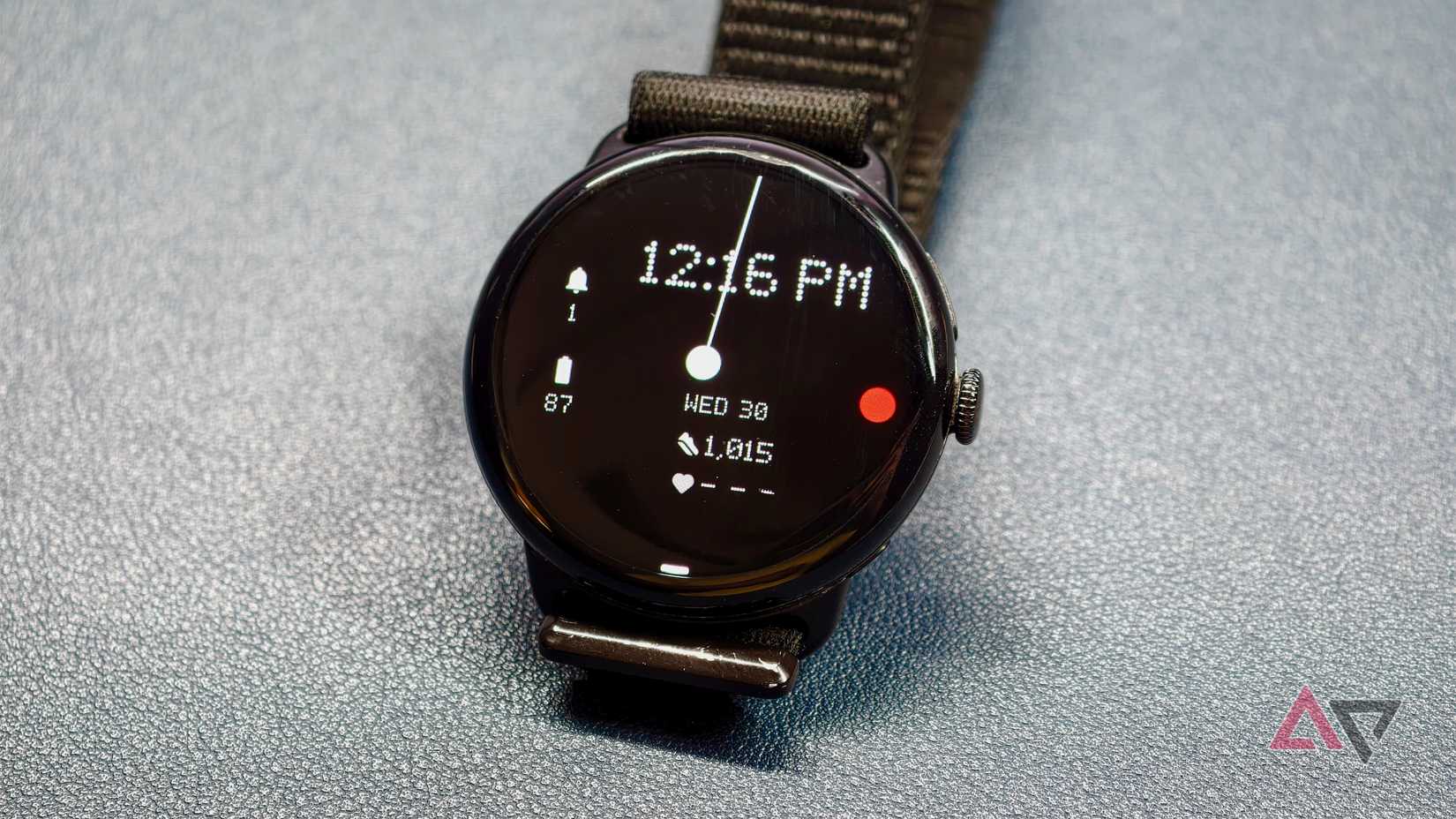 Nothing Analog watch face on Pixel Watch 4