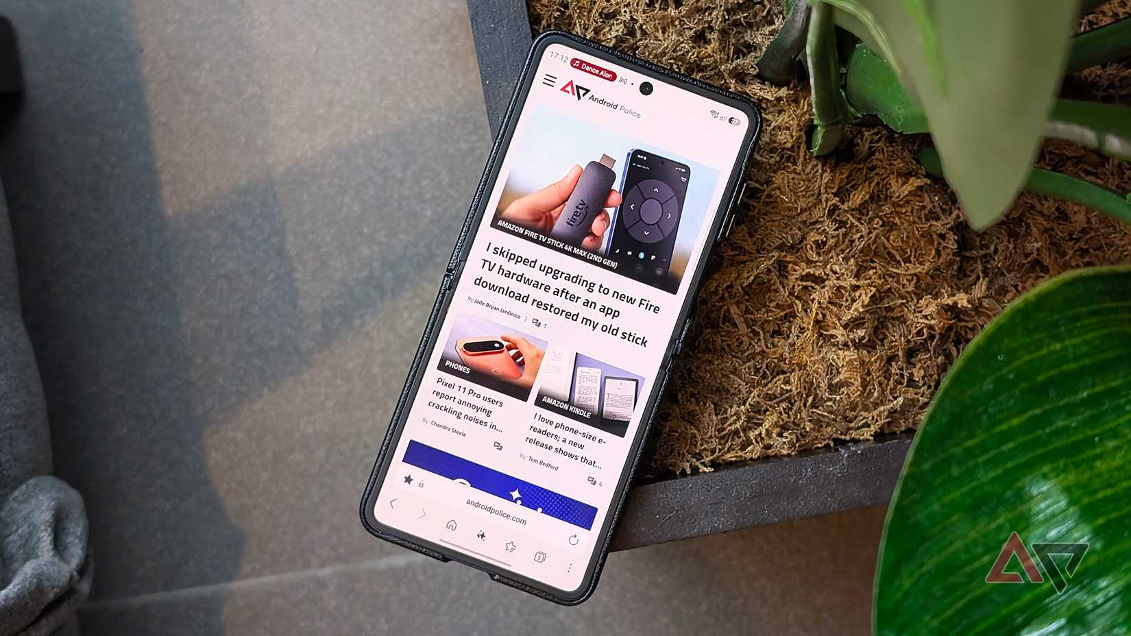 Samsung Browser app on Galaxy Z Flip 7 smartphone