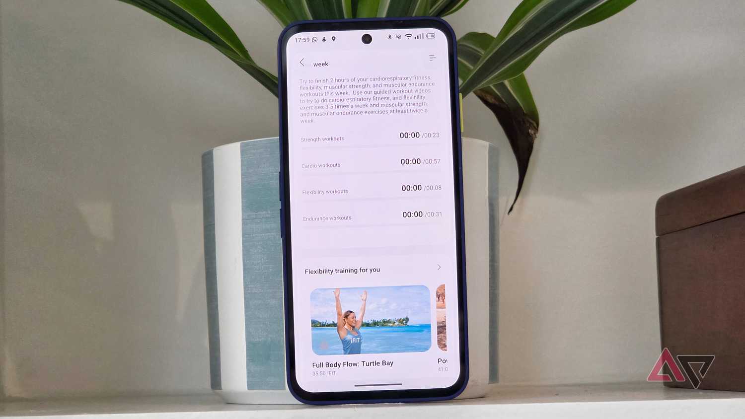 A Fairphone 6 Plus on Samsung Health, showing the weekly challenges menu.