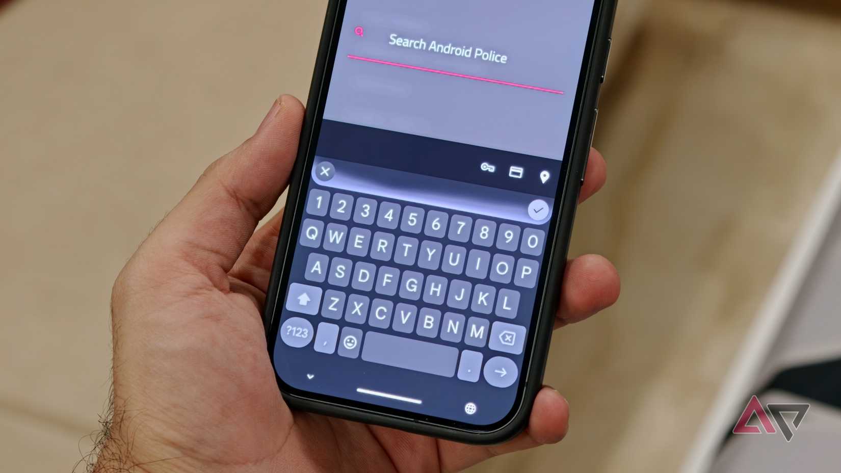 Microsoft SwiftKey добавила ИИ-голосовой ввод, доступный на всех Android-смартфонах Использование голосового ввода Rambler в строке поиска