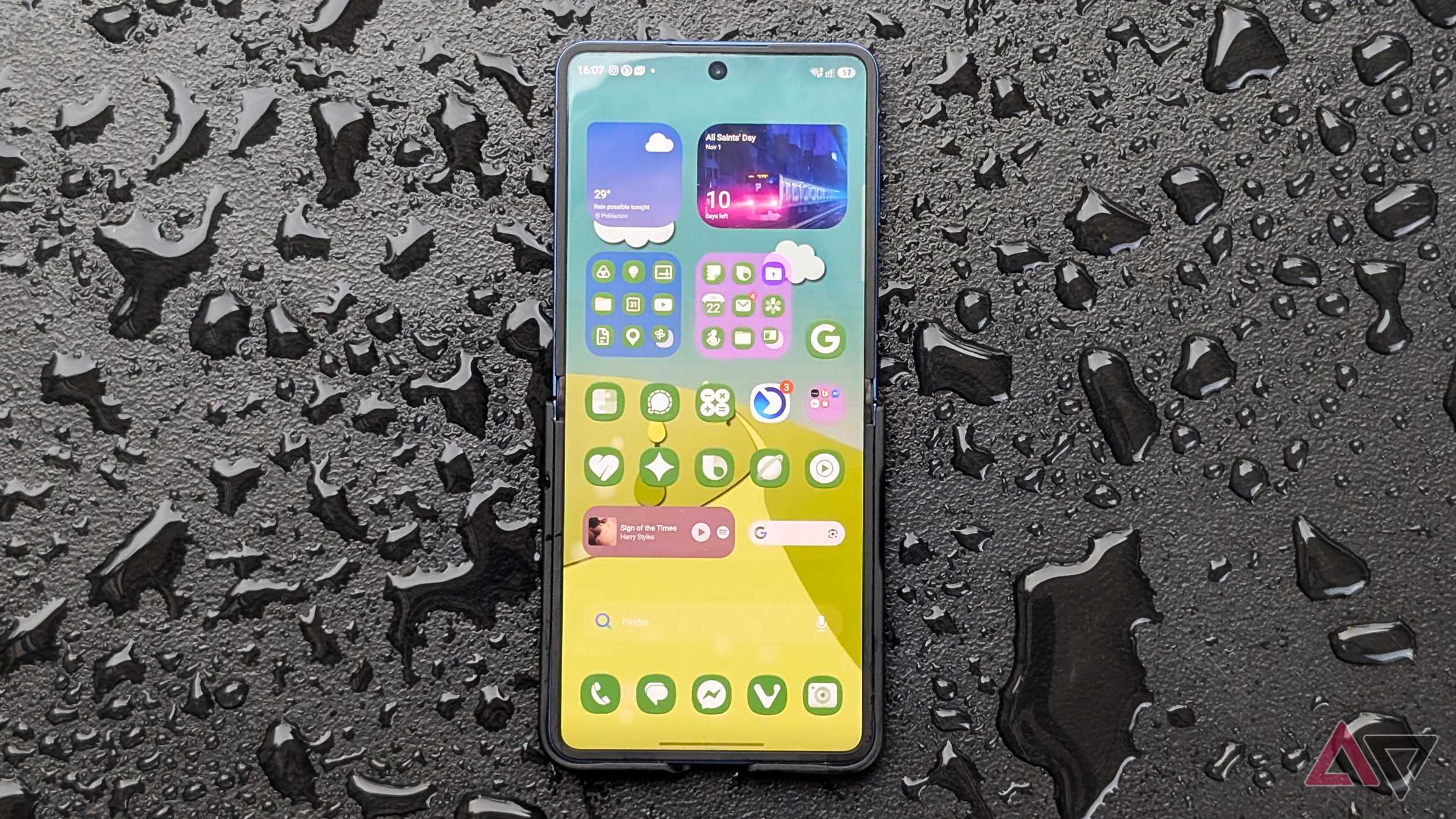 Samsung Galaxy Z Flip 7 foldable smartphone