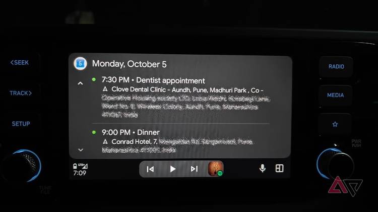 Photo showing the Calendar schedule in Android Auto
