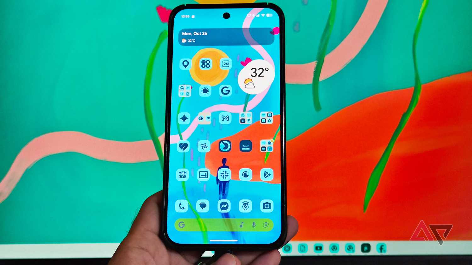 Google Pixel 9 Pro XL connected with a Asus ROG display, Logitech keyboard and mouse