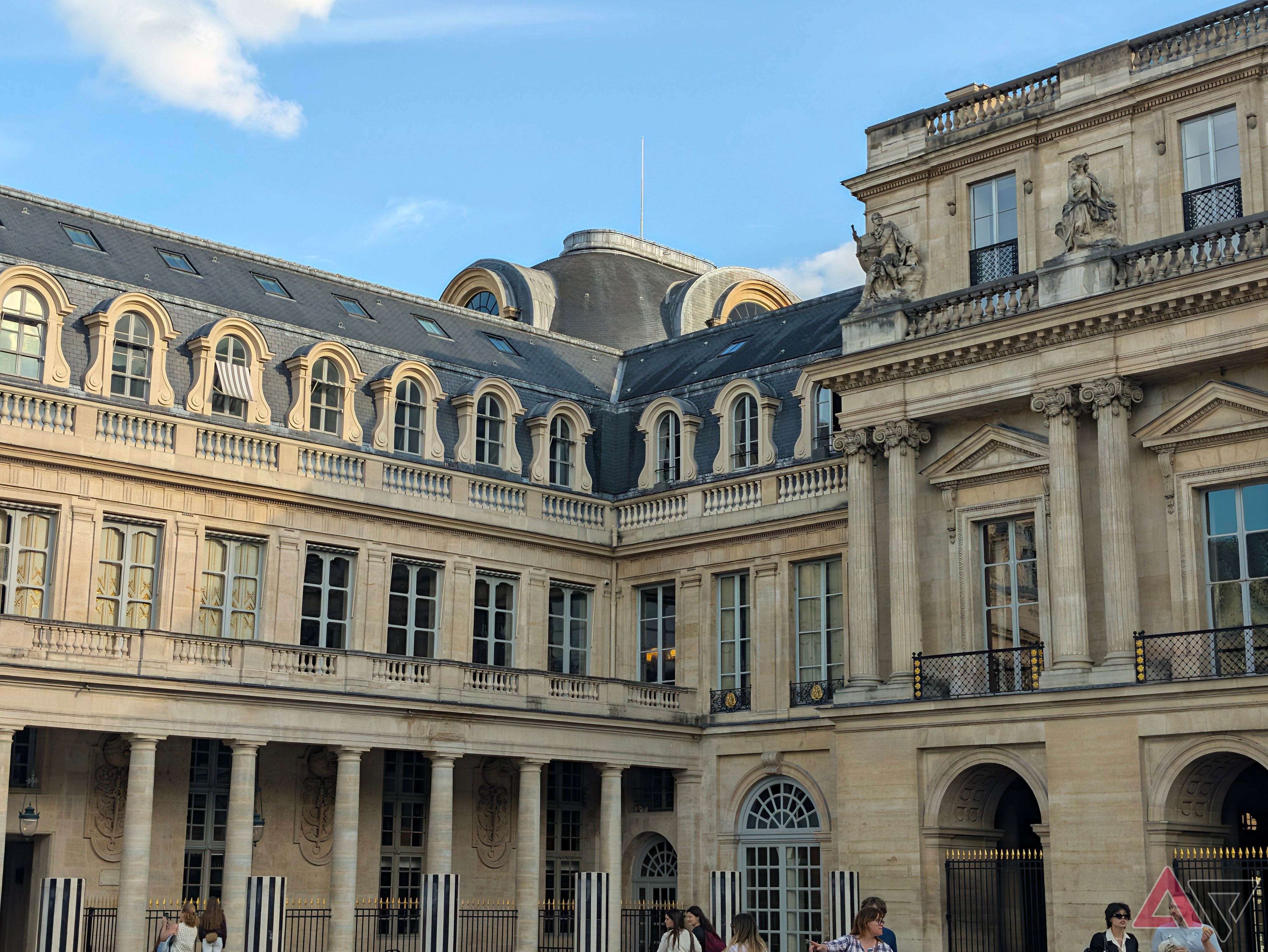Google Pixel 11 Pro XL camera sample of the Palais Royal with Camera Look Vanilla