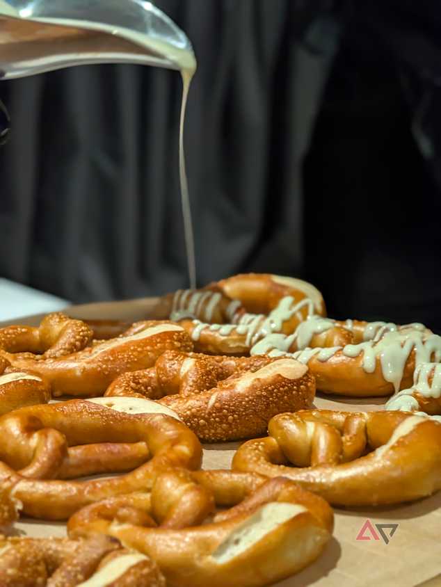 camera-sample-pixel-11-pro-xl-chocolate-pretzels-vanilla