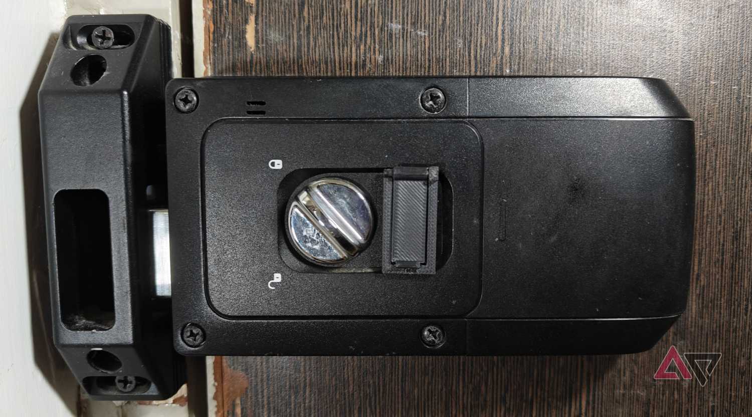 Photo showing the 3D-printed door lock cover
