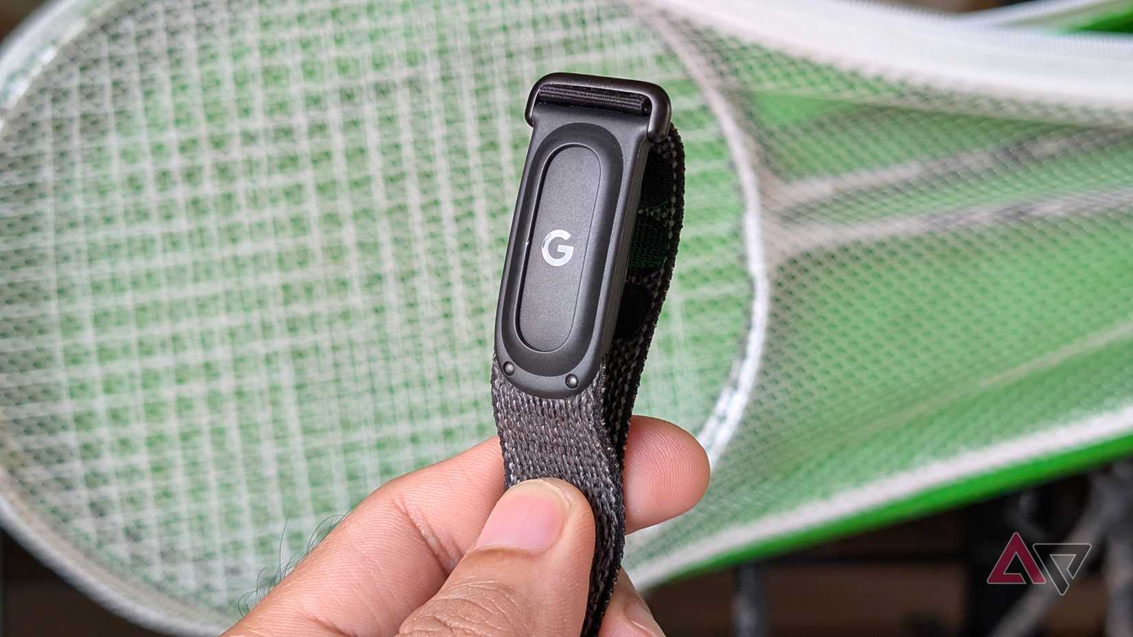 Google Fitbit Air fitness band tracker
