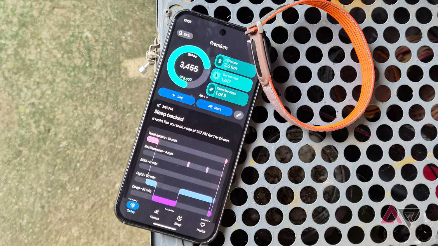 Google Pixel 9 Pro XL and Fitbit Air tracker