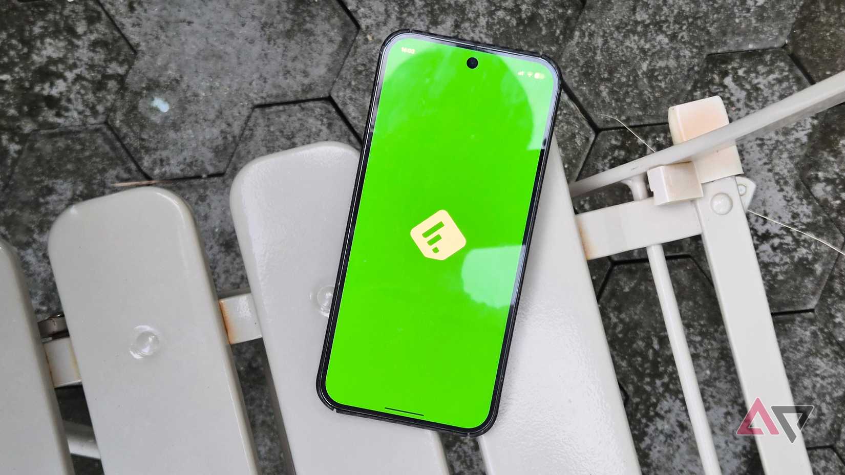 Google Pixel 9 Pro XL smartphone
