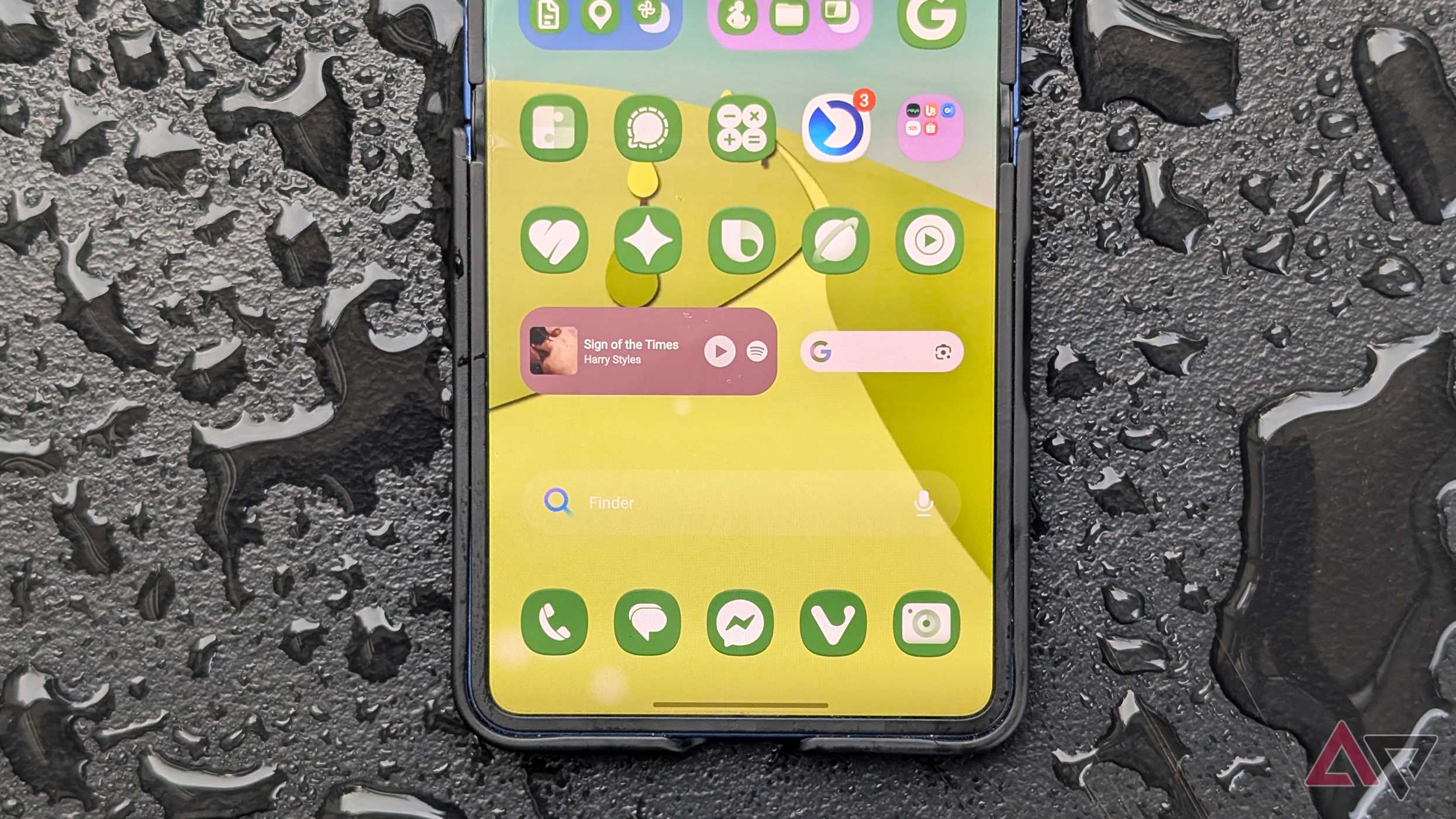 Samsung Galaxy Z Flip 7 foldable smartphone