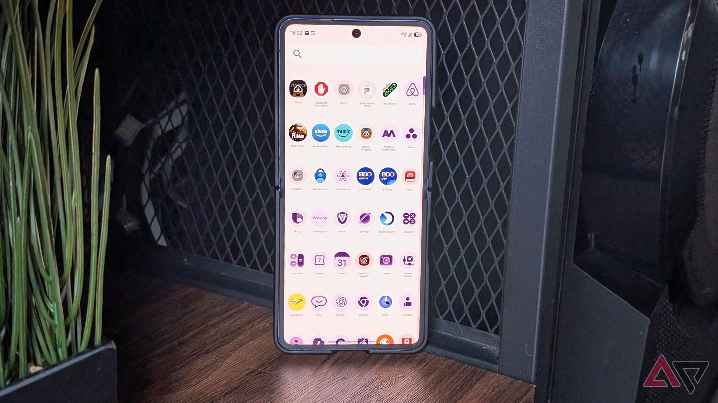 Samsung Galaxy Z Flip 7 smartphone using Lawnchair launcher