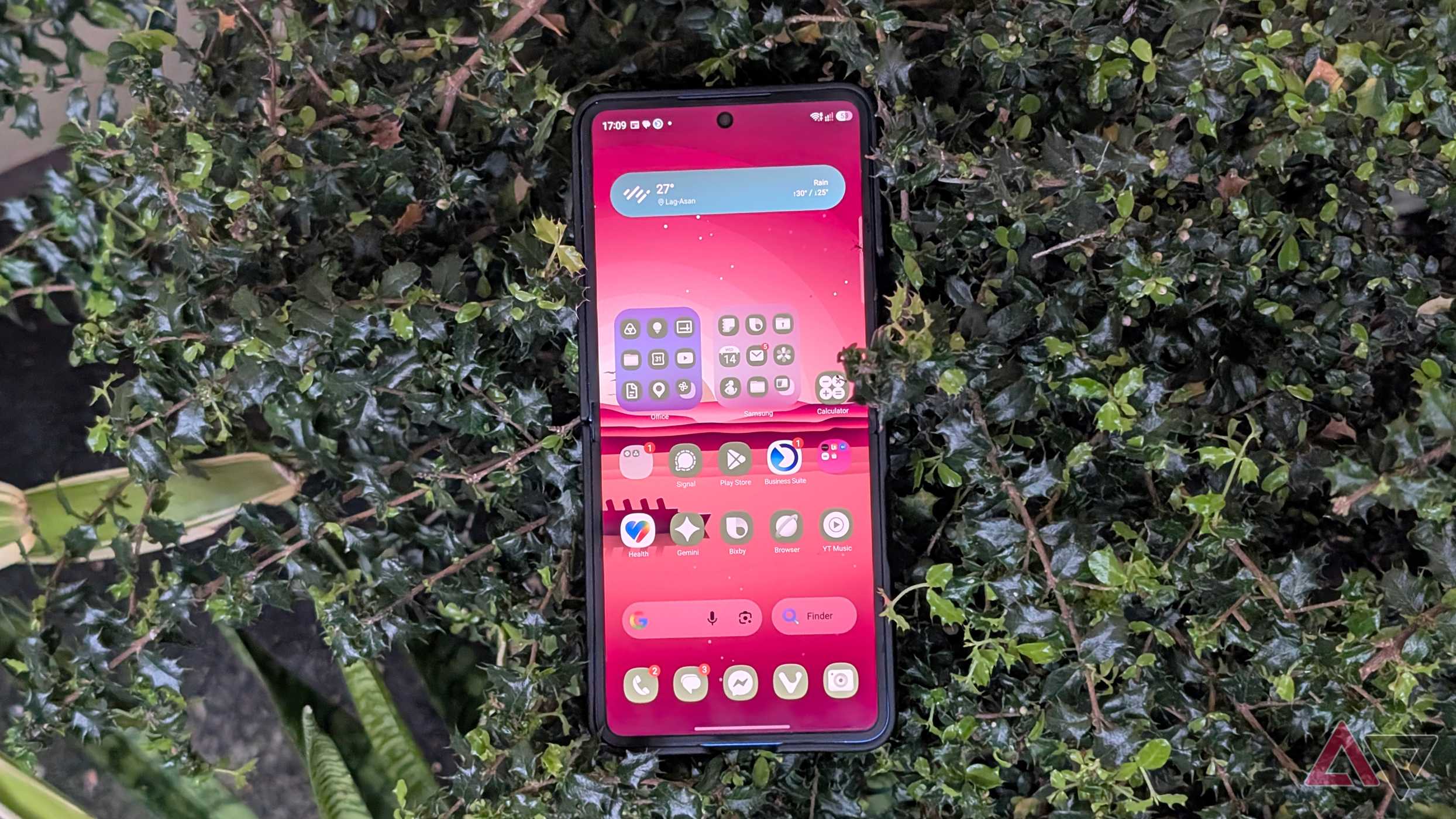 Samsung Galaxy Z Flip 7 foldable smartphone