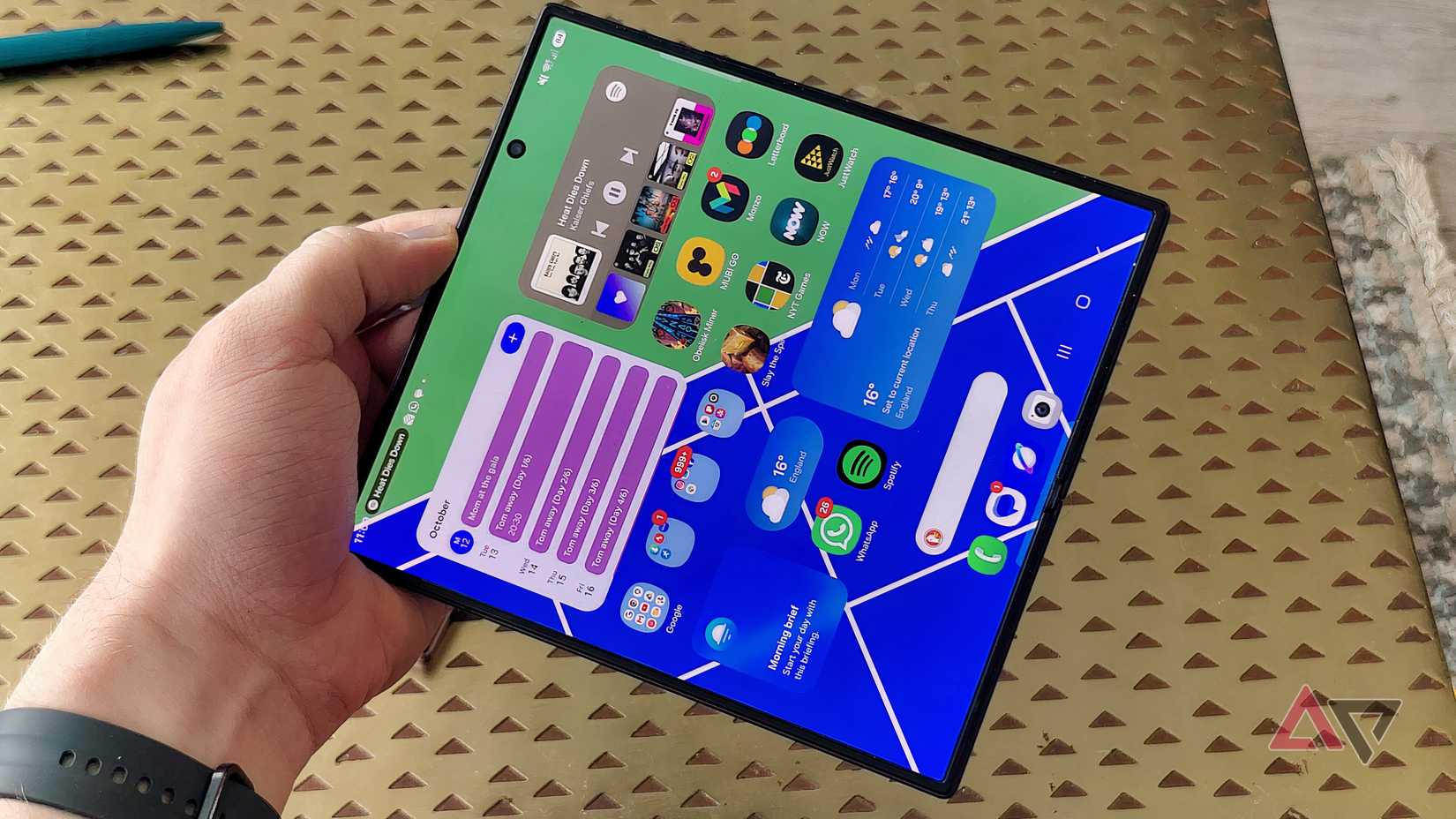 Samsung Galaxy Z Fold 8 Ultra, rotated the wrong way.